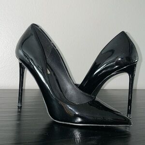 Pointy Toe Stiletto black Pumps